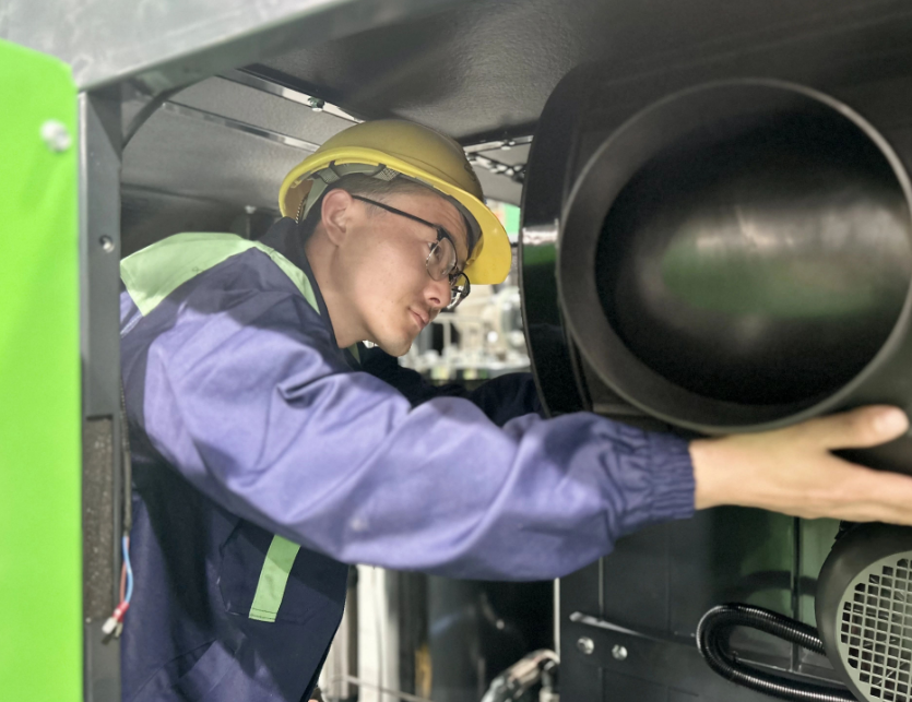 上海薩震節(jié)能空壓機(jī)廠房