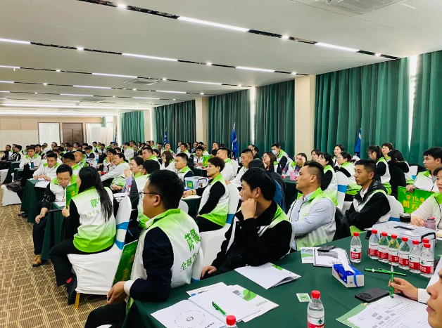 �齨��������˲Ź�����飬���õ������I����ˮƽ��������I���|���lչ��4��13-14�գ��_���ܿՉ��C�y������������_���Ϻ������_չ��I��Ӗ�n�̡����������ˡ���Ӗ��