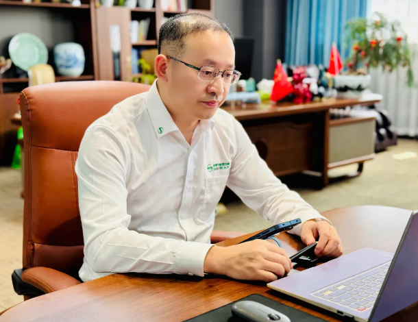 薩震節能空壓機